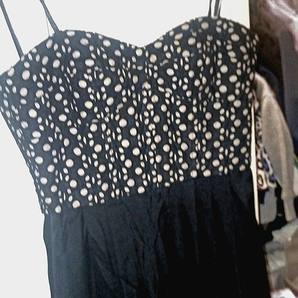 BCBGMAXAZRIA-TESS/BLACK- STRAPLESS/HI-LOW-DRESS- STYLE-SIZE:02 - Picture 1 of 6